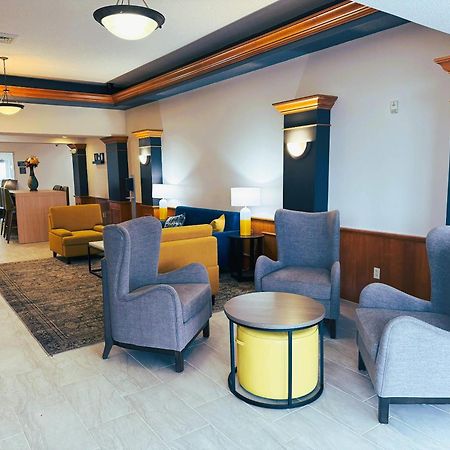 Comfort Inn & Suites Sheboygan I-43 Zewnętrze zdjęcie