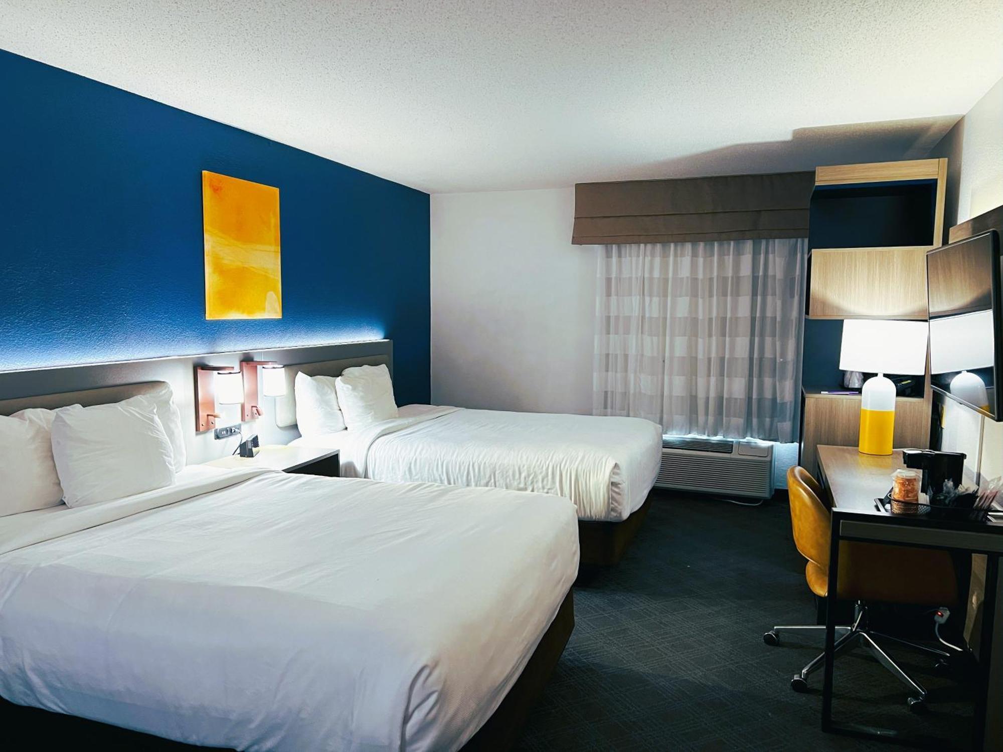 Comfort Inn & Suites Sheboygan I-43 Zewnętrze zdjęcie