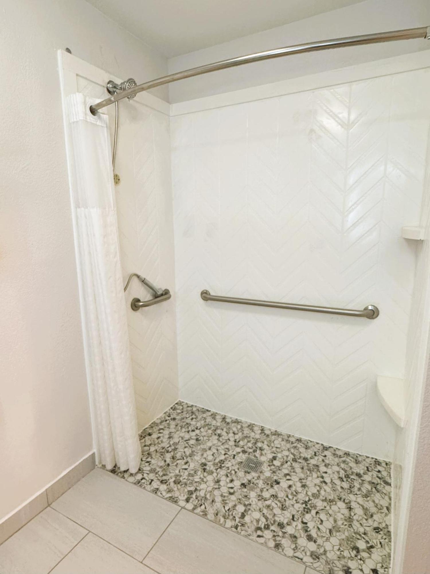 Comfort Inn & Suites Sheboygan I-43 Zewnętrze zdjęcie