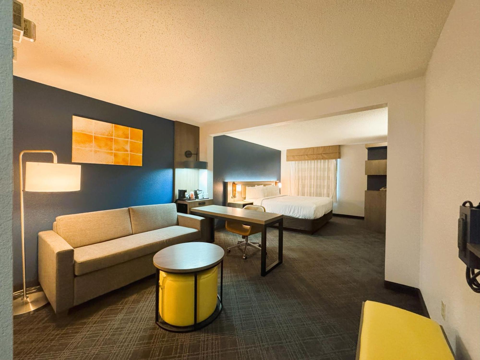 Comfort Inn & Suites Sheboygan I-43 Zewnętrze zdjęcie